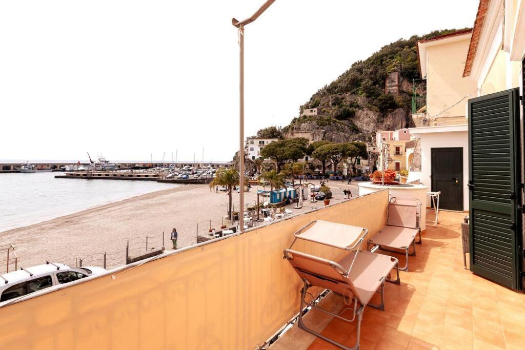 Casa Del Pozzo Sulla Spiaggia Cetara Luaran gambar